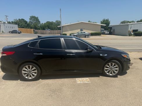 Used 2018 Kia Optima LX FWD image 5