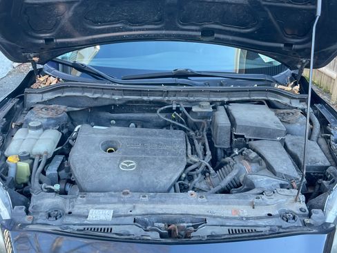 Used 2011 MAZDA MAZDA3 i Sport image 16