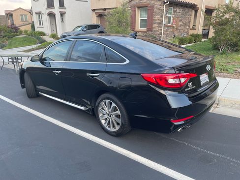 Used 2016 Hyundai Sonata Sport w/ Option Group 02 image 17