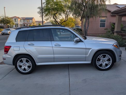 Used 2014 Mercedes-Benz GLK 350 2WD image 2