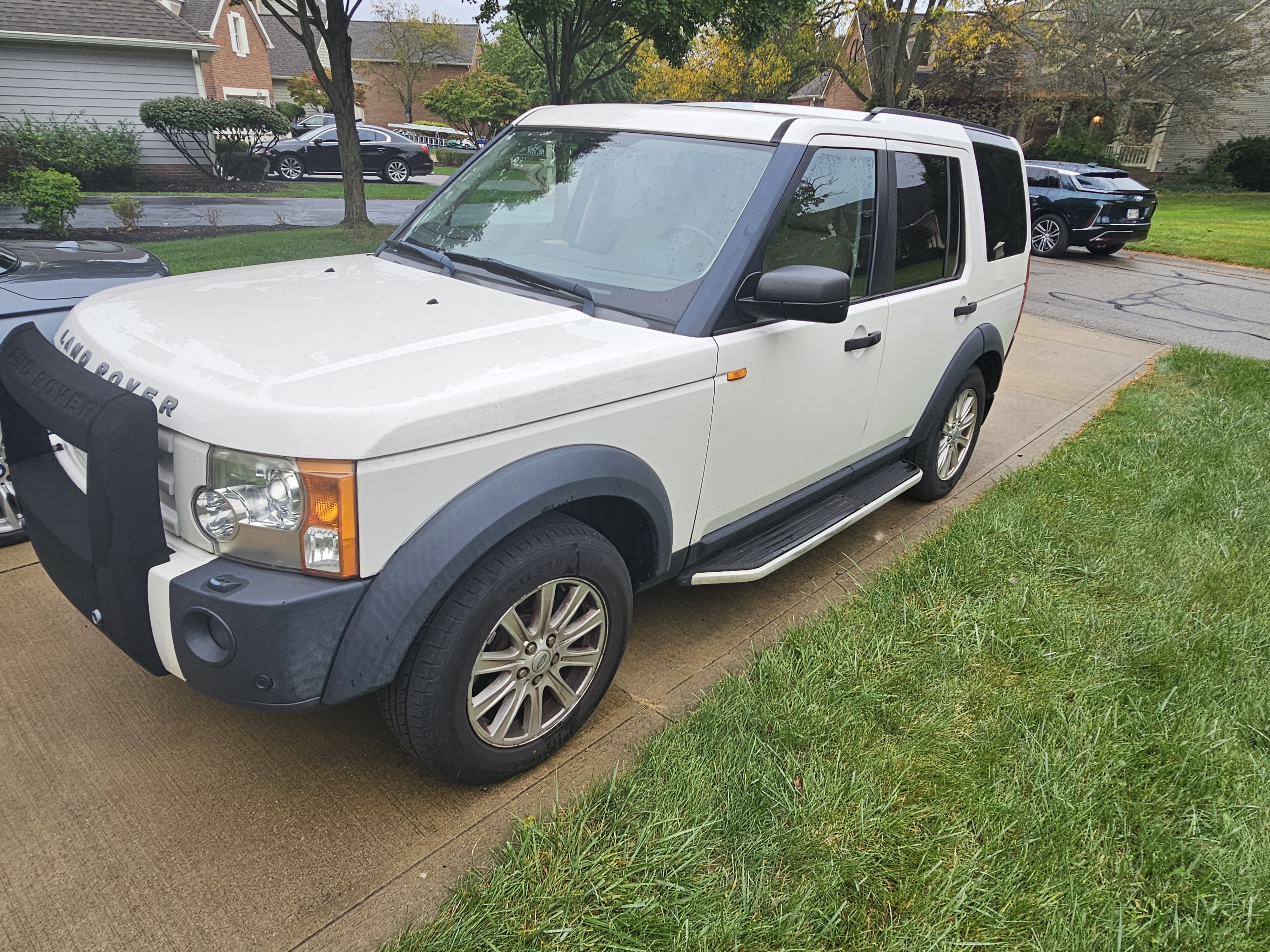 Used 2008 Land Rover LR3 SE AWD/4WD image 1