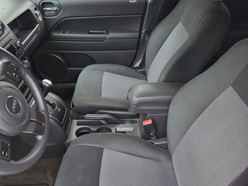 Used 2014 Jeep Patriot Sport w/ Power Value Group image 11