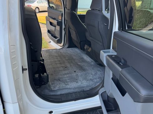 Used 2022 Ford F150 XLT w/ Equipment Group 301A Mid AWD/4WD image 6