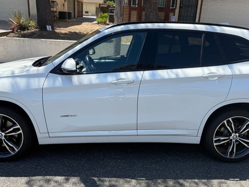 Used 2018 BMW X1 sDrive28i FWD image 5