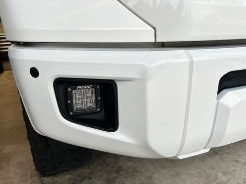 Used 2014 Toyota Tundra Platinum image 21