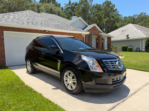 Used 2013 Cadillac SRX FWD image 4