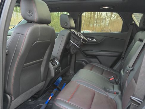 Used 2021 Chevrolet Blazer RS w/ Enhanced Convenience Package image 31