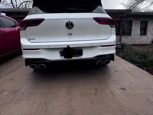 Used 2024 Volkswagen Golf R image 9