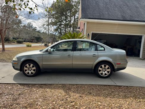 Used 2005 Volkswagen Passat GLS image 5