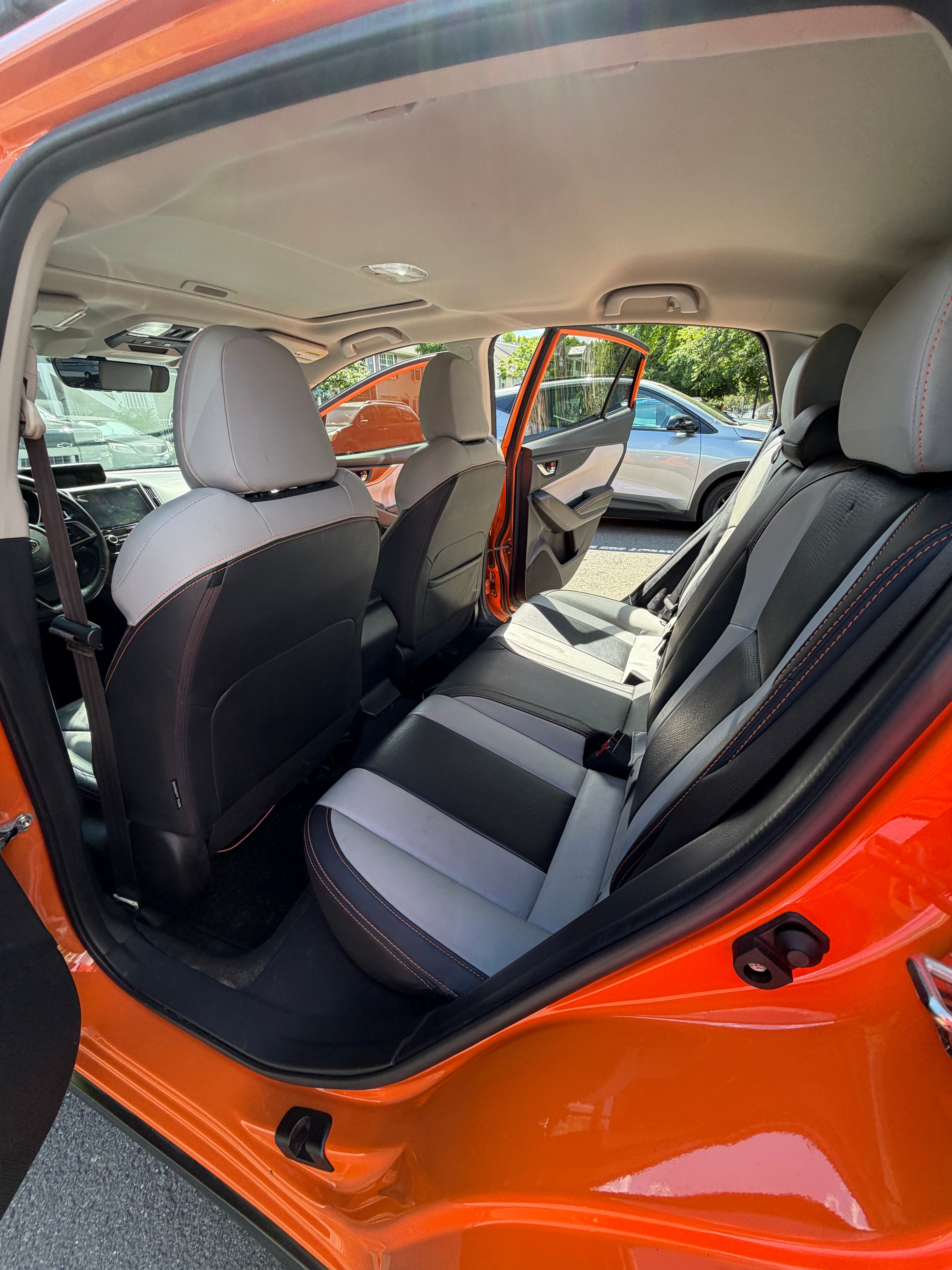 Used 2019 Subaru Crosstrek 2.0i Limited w/ Moonroof Package w/Navigation AWD/4WD image 9