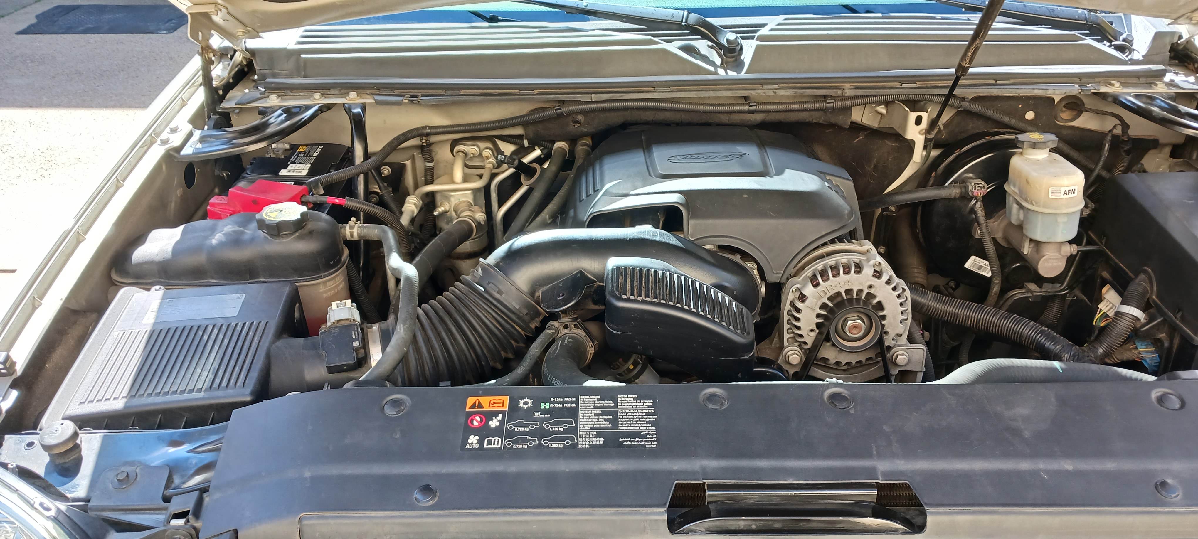 Used 2014 GMC Yukon SLT AWD/4WD image 8