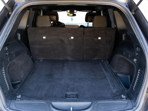 Used 2018 Jeep Grand Cherokee Laredo image 21