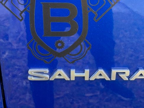 Used 2020 Jeep Wrangler Unlimited Sahara w/ Uconnect 4C Nav & Sound Group image 5