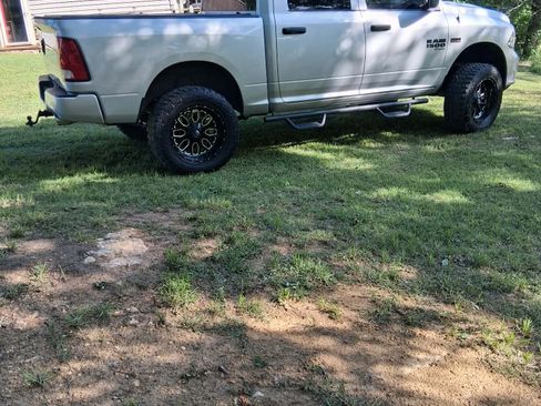 Used 2019 RAM 1500 Express w/ Express Value Package RWD image 6