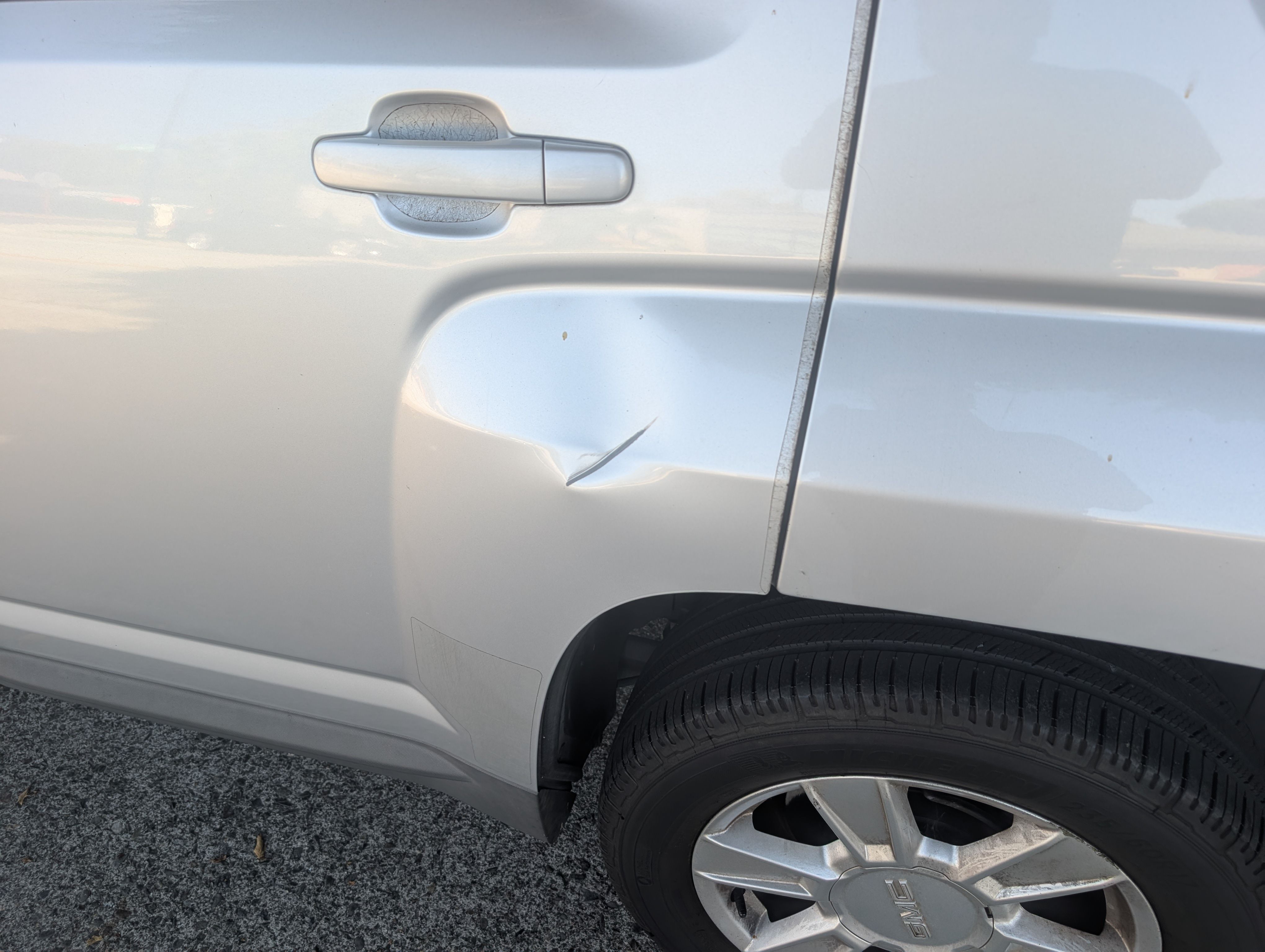 Used 2012 GMC Terrain SLE FWD image 9