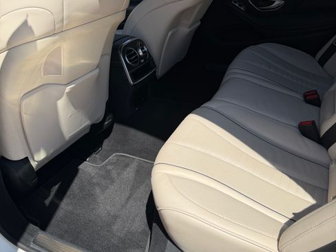 Used 2015 Mercedes-Benz S 550 Sedan image 10