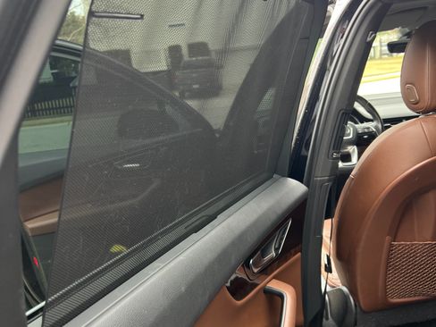 Used 2017 Audi Q7 3.0T Premium Plus image 16