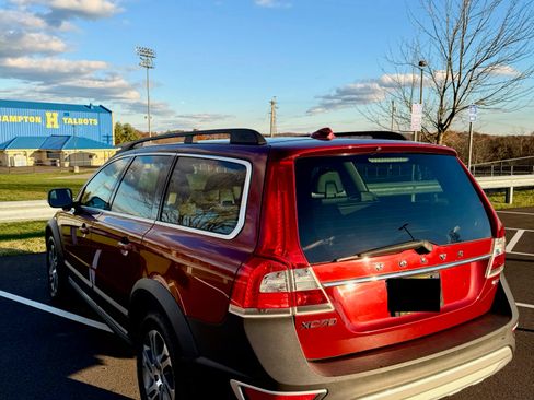 Used 2014 Volvo XC70 3.2 Platinum image 6