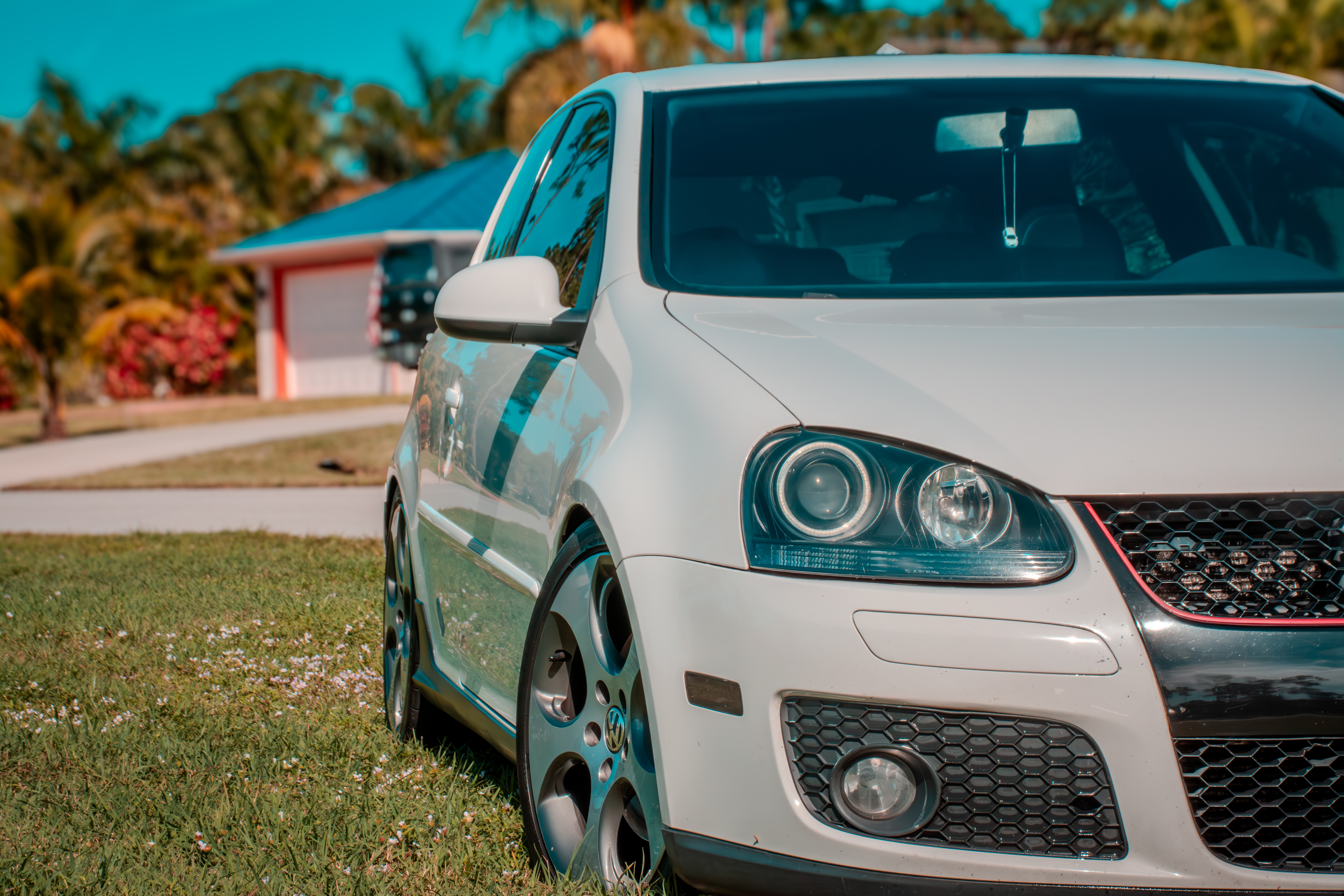Used 2007 Volkswagen GTI 2-Door FWD image 4