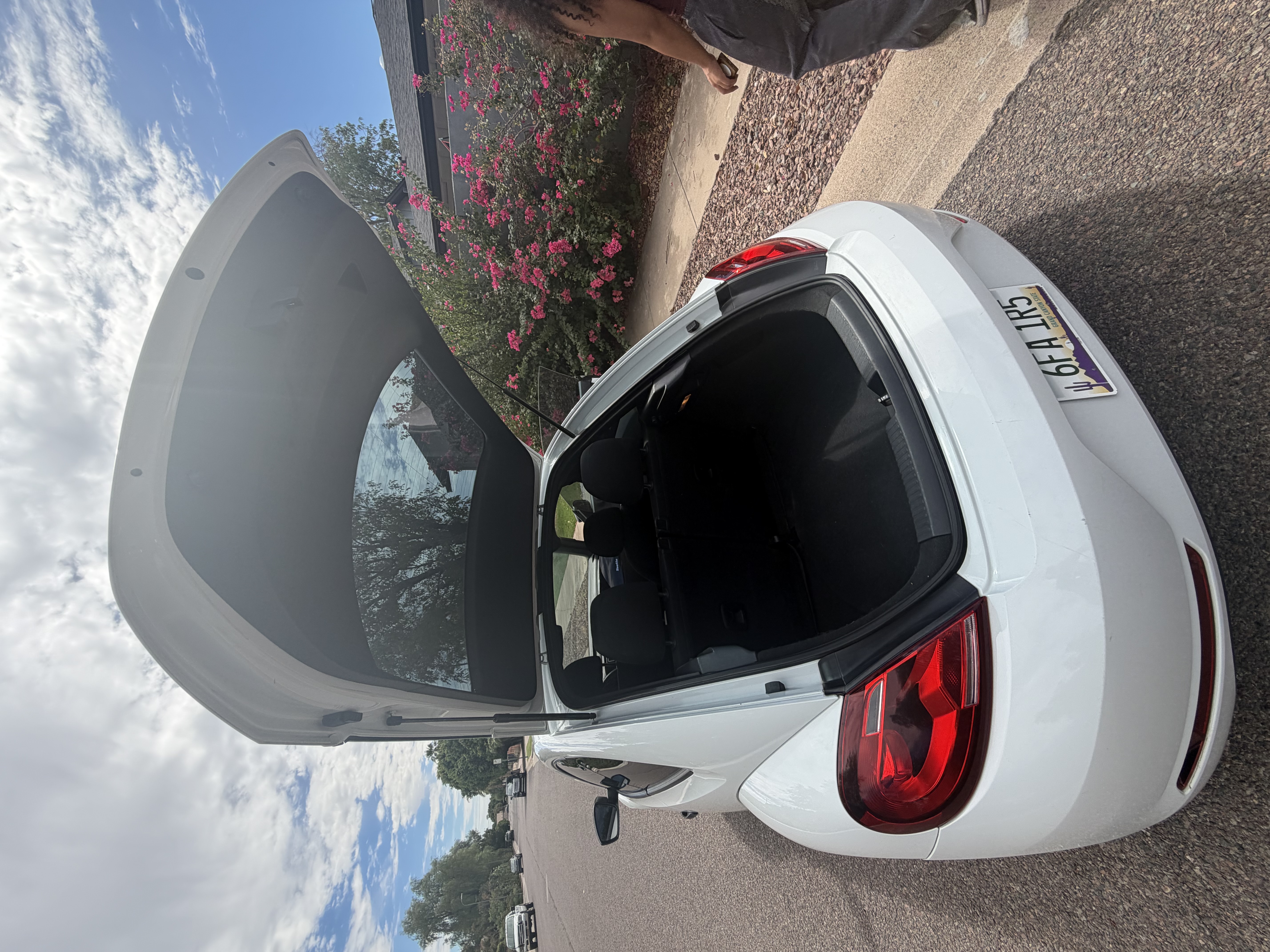 Used 2017 Volkswagen Beetle 1.8T S FWD image 14
