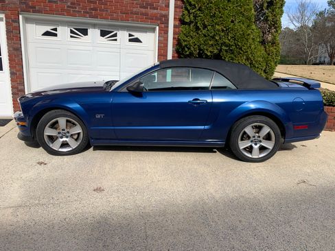 Used 2007 Ford Mustang GT Premium image 6