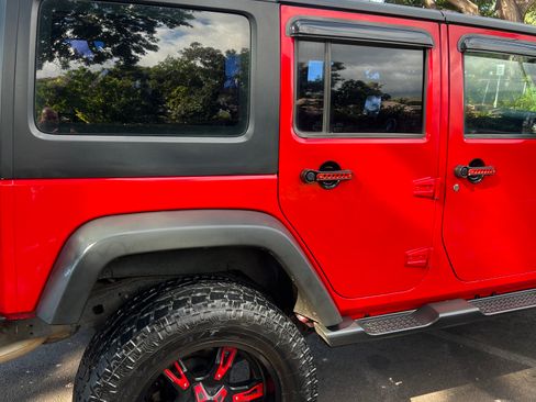 Used 2017 Jeep Wrangler Unlimited Sport w/ Max Tow Package image 13