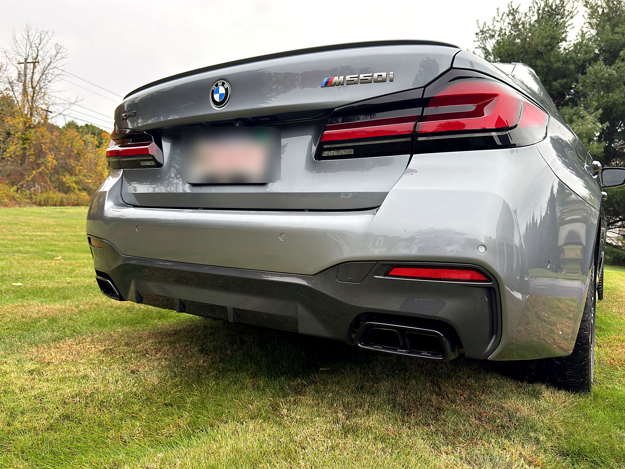 Used 2022 BMW M550i xDrive w/ Dynamic Handling Package AWD/4WD image 14