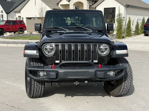 Used 2019 Jeep Wrangler Unlimited Rubicon image 2