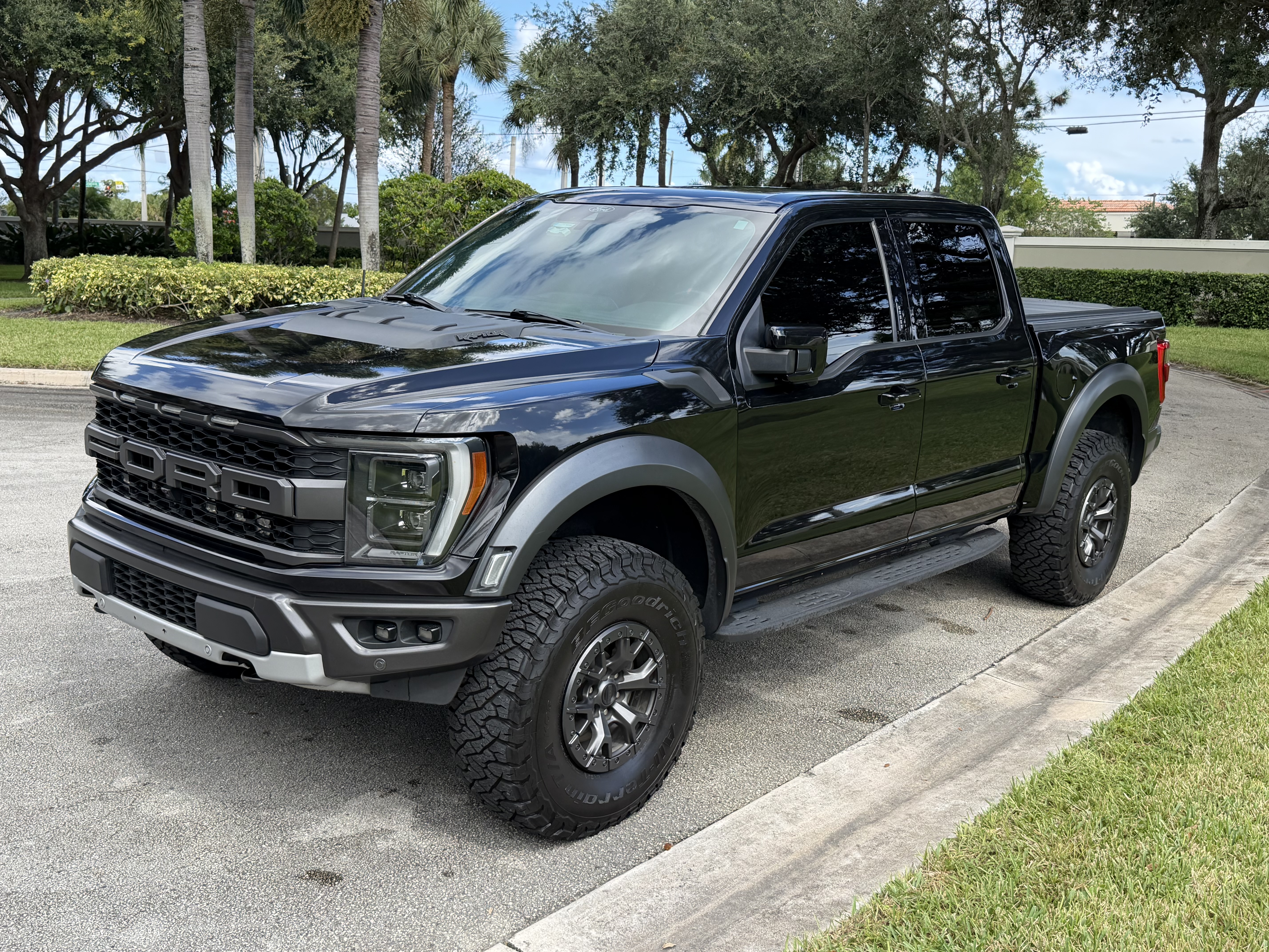 Used 2021 Ford F150 Raptor w/ Raptor 37 Performance Package AWD/4WD image 1