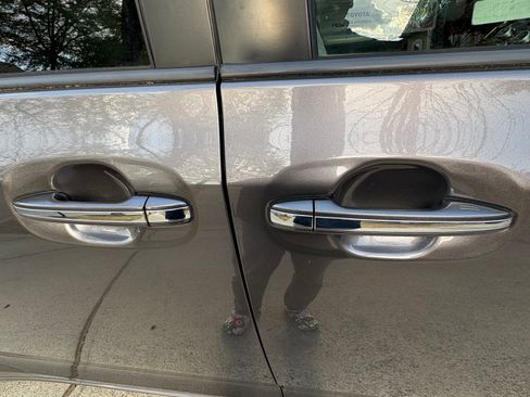 Used 2016 Toyota Sienna Limited Premium image 14