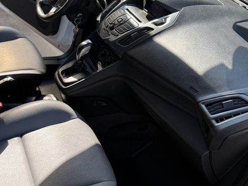 Used 2016 Ford Transit Connect XL image 14