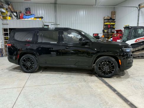 Used 2024 Jeep Grand Wagoneer Series II w/ Quick Order Packagew 28T image 13