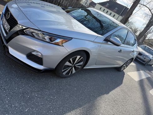 Used 2021 Nissan Altima 2.5 SV image 9