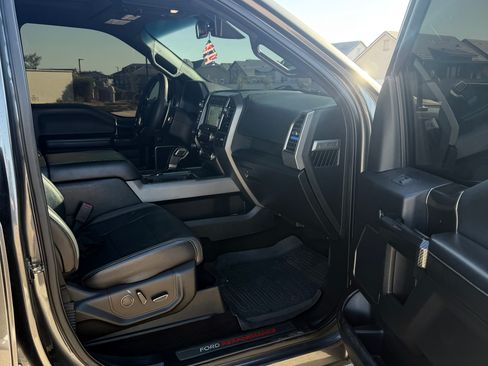 Used 2017 Ford F150 Raptor w/ Equipment Group 802A Luxury image 10