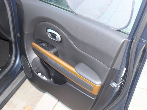 Used 2015 Kia Soul ! w/ Sun & Sound Package image 10