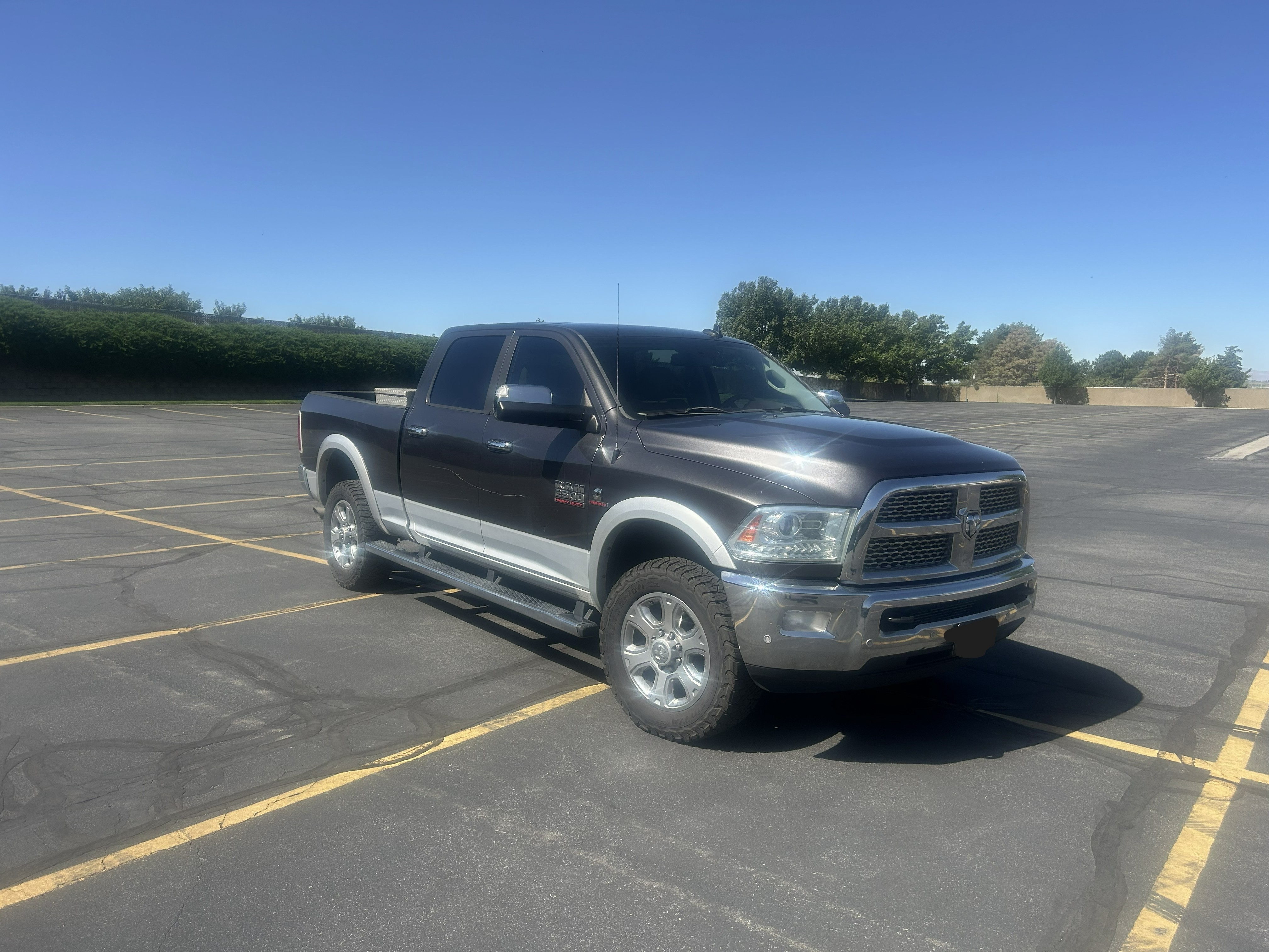 Used 2016 RAM 2500 Laramie w/ Convenience Group AWD/4WD image 10