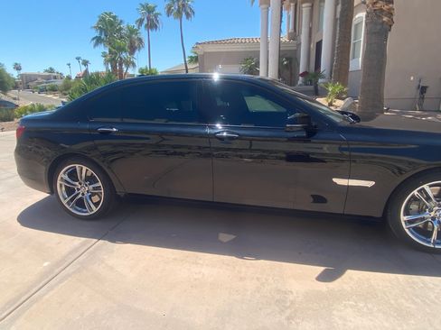 Used 2015 BMW 750Li RWD image 5