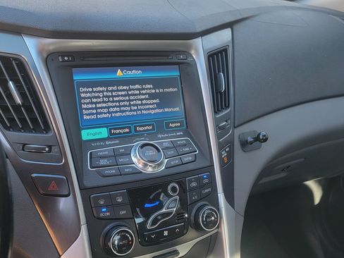 Used 2013 Hyundai Sonata Limited image 8