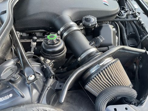 Used 2010 BMW M6 Convertible image 16