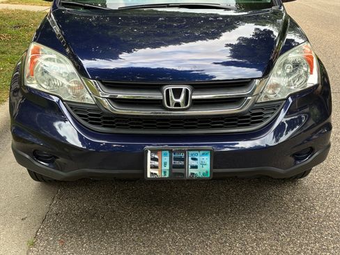 Used 2011 Honda CR-V LX image 9