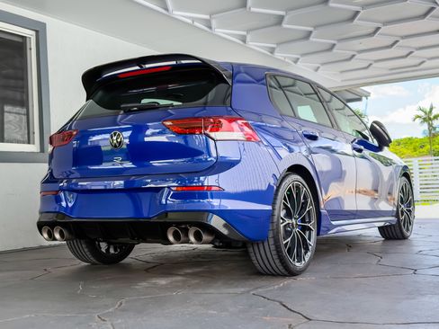 Used 2025 Volkswagen Golf w/ Euro Style Package image 1