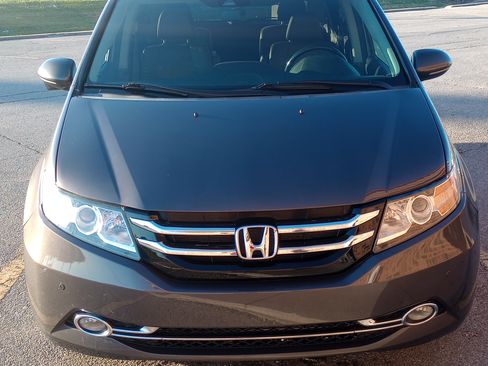 Used 2016 Honda Odyssey Touring image 24