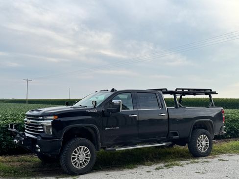 Used 2023 Chevrolet Silverado 3500 High Country w/ Z71 Off-Road Package image 5