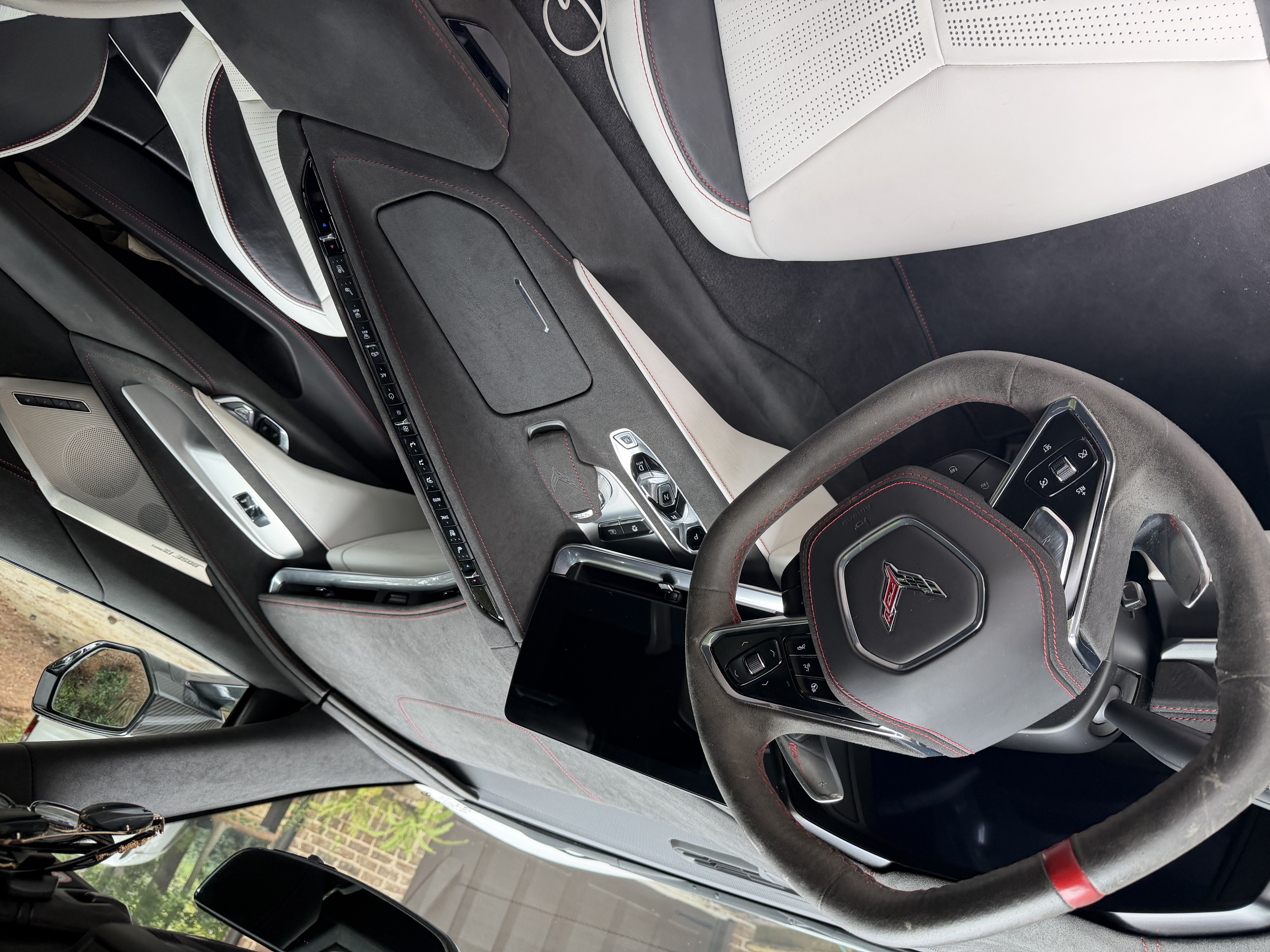 Used 2023 Chevrolet Corvette Stingray Premium Conv w/ Z51 Performance Package RWD image 13