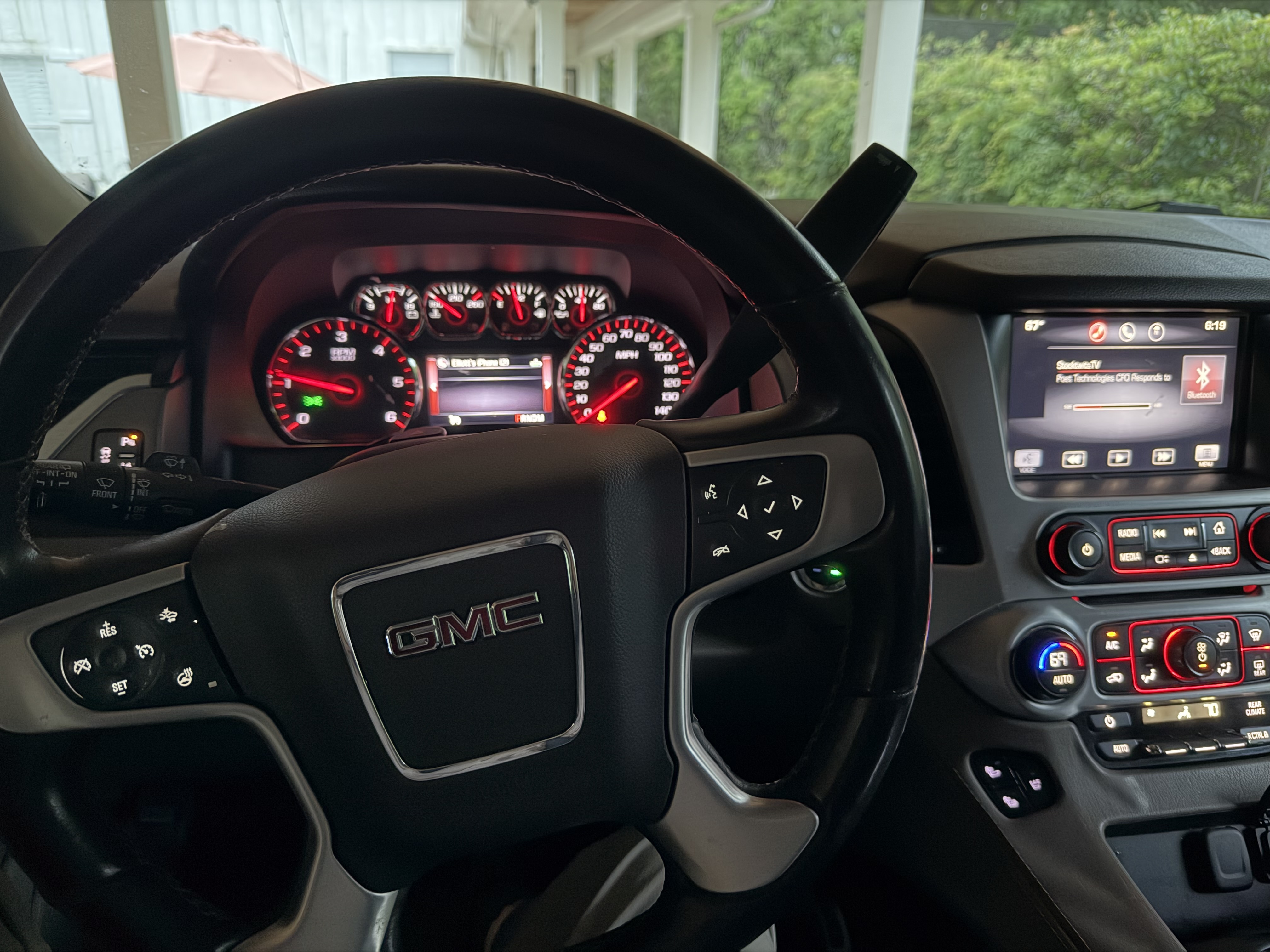 Used 2015 GMC Yukon SLT w/ Open Road Package RWD image 9