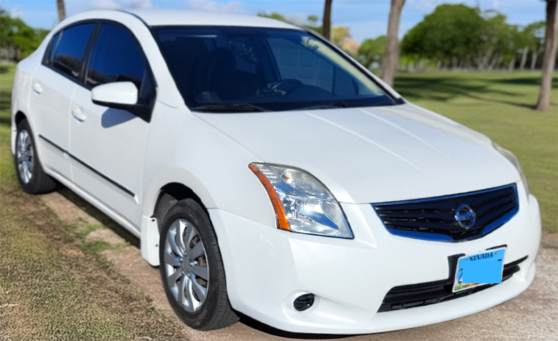 Used 2012 Nissan Sentra 2.0 S w/ Convenience Pkg FWD image 1