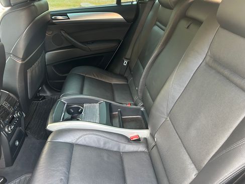 Used 2010 BMW X6 xDrive50i image 5