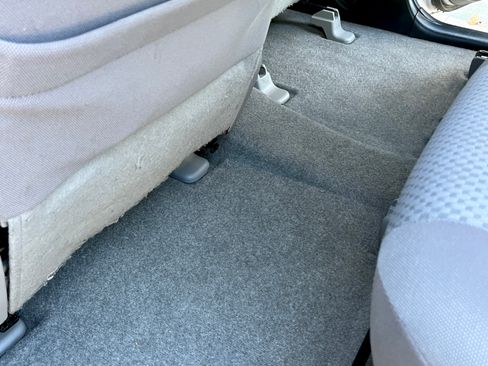 Used 2007 Toyota RAV4 2WD image 29