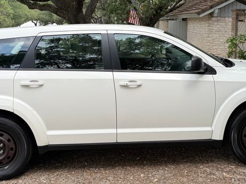 Used 2014 Dodge Journey American Value Package w/ Flexible Seating Group FWD image 5