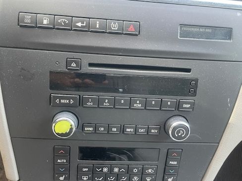 Used 2008 Buick LaCrosse CX image 8